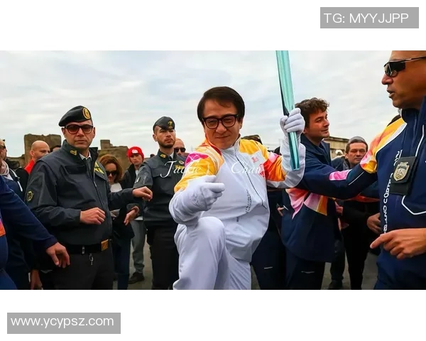 外国足球明星偶遇成龙惊叹不已共同畅谈体育与电影的魅力